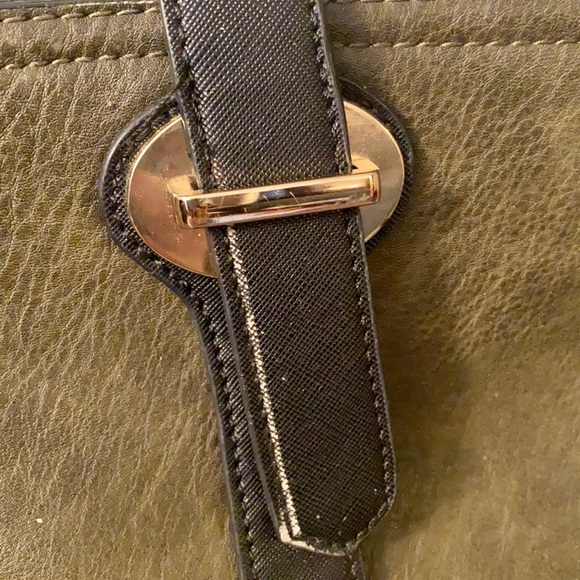 Crossbody Vegan Leather Purse Dark Olive Green - Picture 6 of 16